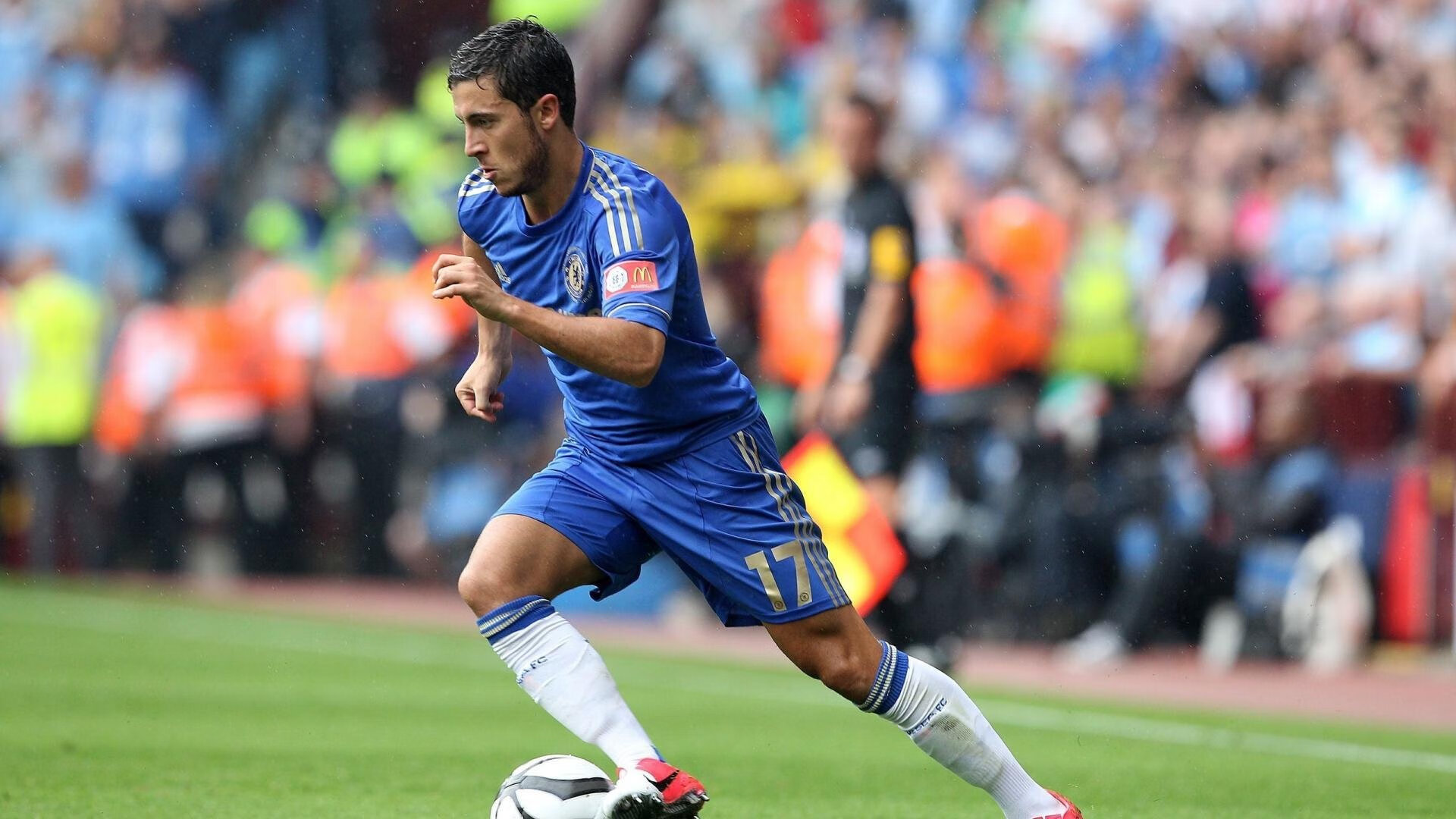 皇马主场惜败 巴萨挺进淘汰赛，皇马巴萨比赛结果